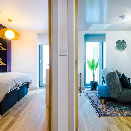 High Reviewed 1-Bed With Parking Central Location Liverpool Exterior photo